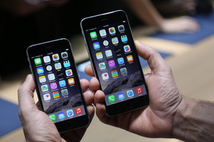 44% среди всех активированных смартфонов в праздничный период пришлось на iPhone