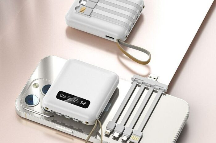 Adata D8000L — мобильный аккумулятор со светодиодным светильником, световой поток которого достигает 200 лм