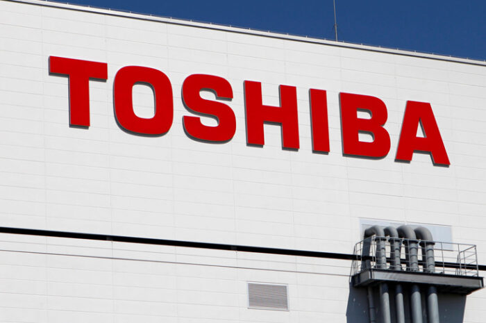 Apple, Amazon и Google тоже пытаются купить полупроводниковое производство Toshiba