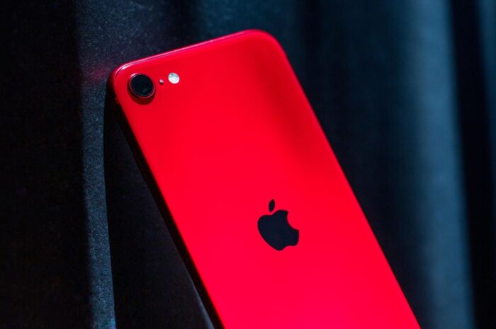 Apple начала собирать iPhone SE в Индии