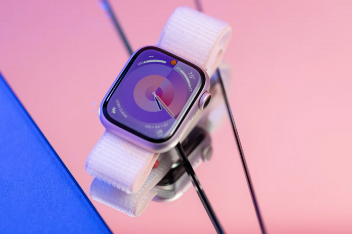 Apple увеличивает еще на год срок гарантийного ремонта часов Apple Watch первого поколения, но это касается только поломок аккумулятора