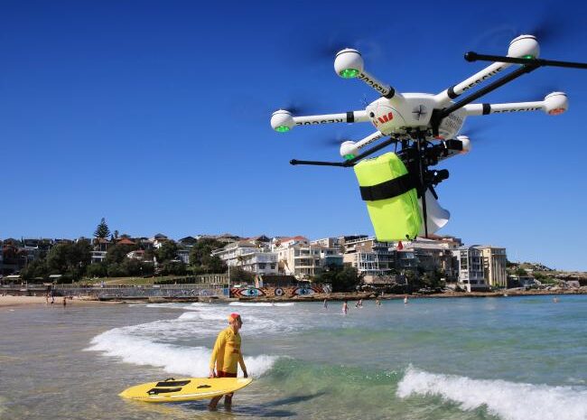 Беспилотник впервые помог спасти жизни людей