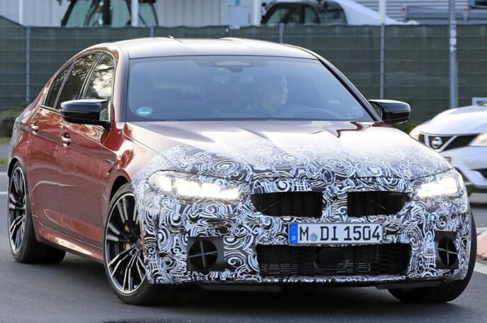 BMW вывела на тесты полноприводный M5