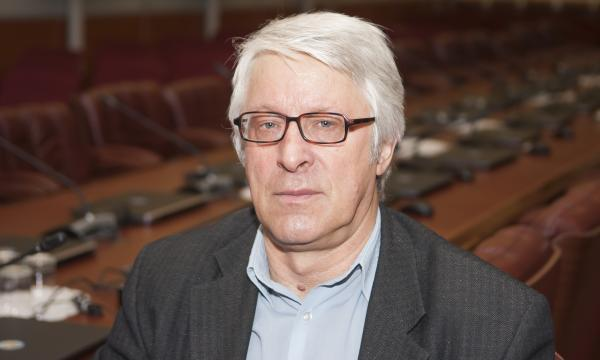 Болгария проводит второй тур президентских выборов — Также проходят выборы вице-президента