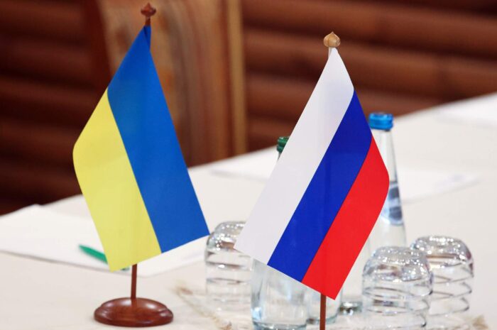 ЕК и Россия договорились провести переговоры с Украиной по газу — Россия может дополнительно поставить Украине 1,5-4 млрд кубометров газа