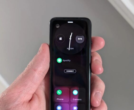 Essential отменила разработку нового смартфона и может быть продана"
