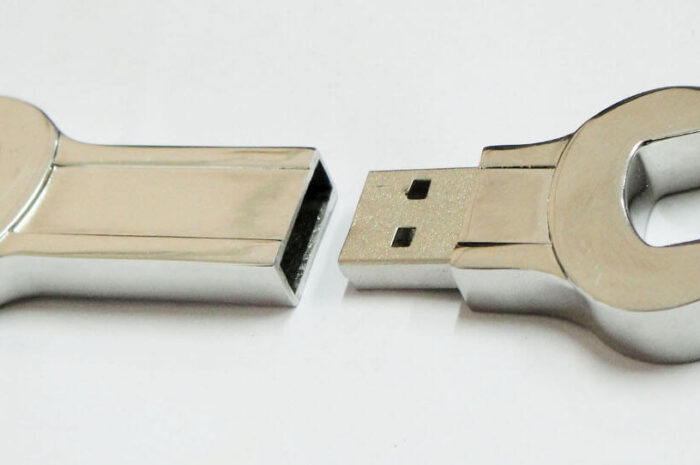 #факты | Как долго служит флешка?