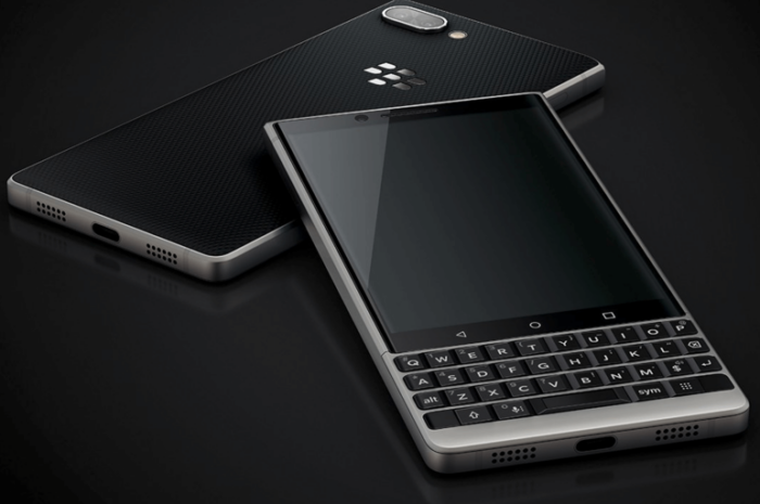 Фото дня: смартфон BlackBerry Mercury, оснащённый клавиатурой QWERTY
