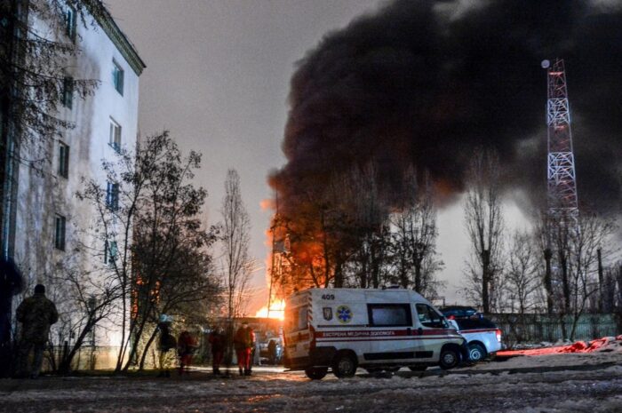 Герасимов: ракетные удары России парализовали работу украинского ВПК