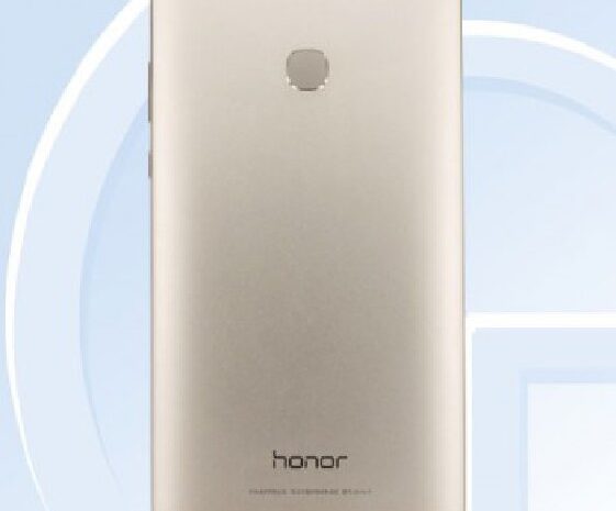 Huawei Honor Note 8 получит огромный 6,6-дюймовый 2K-дисплей