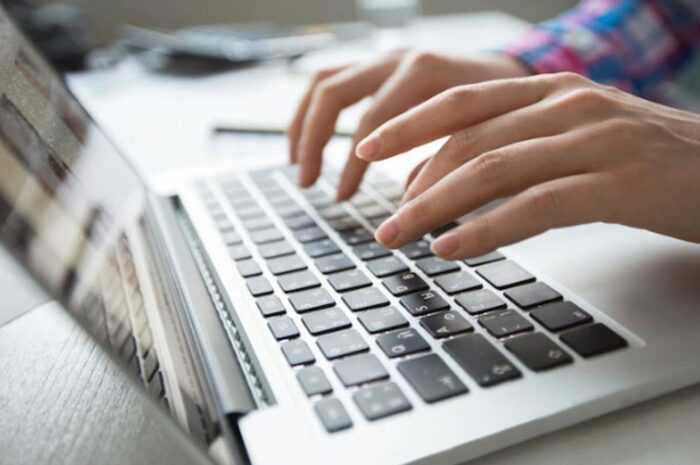 Юрист предупредил об опасности публикации личных данных в соцсетях