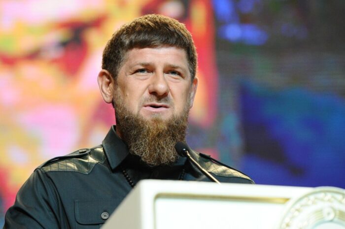 Кадыров отреагировал на санкции ЕС против своих дочерей