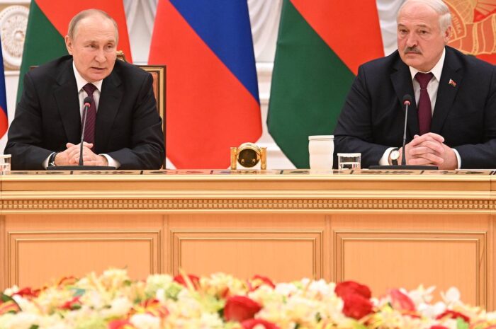 Лукашенко рассказал об их с Путиным предновогодней традиции