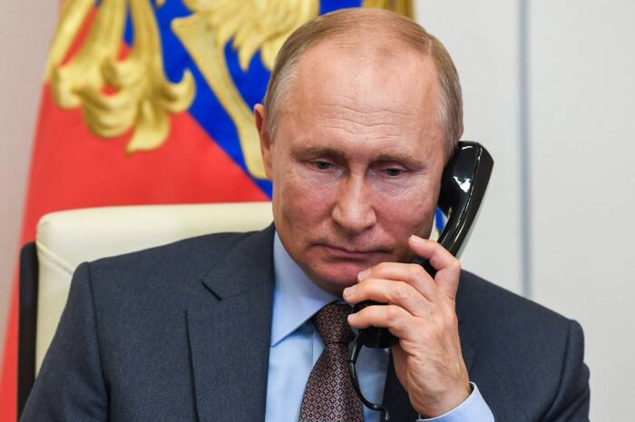 Макрон дал обещание насчет звонка Путину