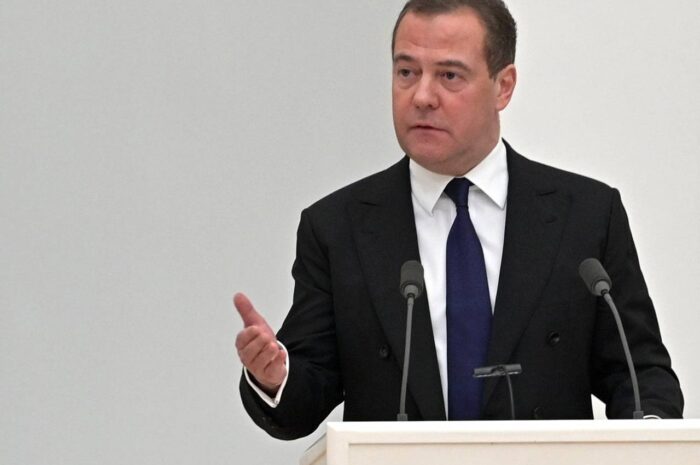 Медведев высказался о действиях НАТО против России