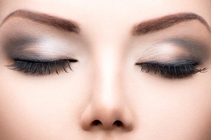 На iPhone X вышла игра, управлять которой нужно бровями