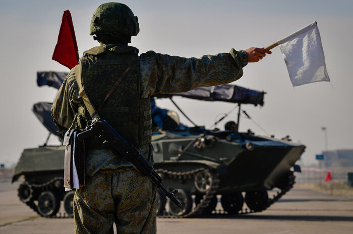НАТО отправит боевую группировку к границам Украины