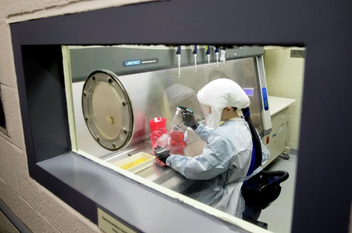 Названы новые участники военно-биологических проектов США на Украине