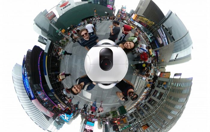 Новая модель камеры Samsung Gear 360 появилась в базе данных FCC