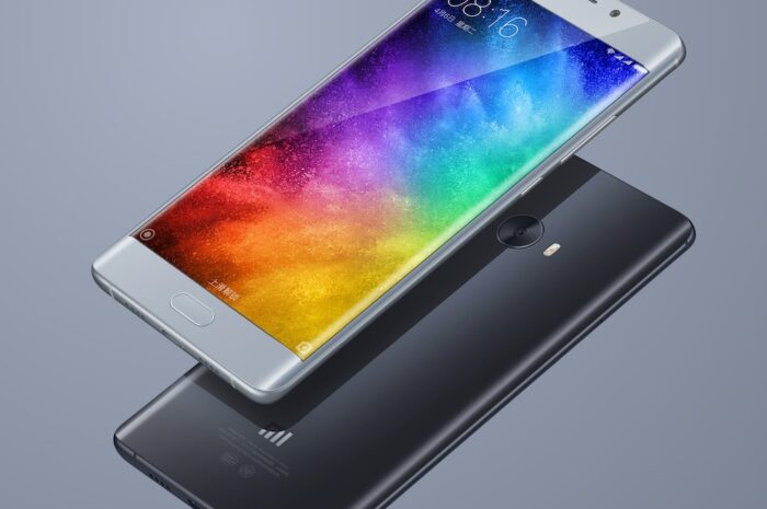 Объявлена российская цена Xiaomi Mi Note 2 с изогнутым дисплеем