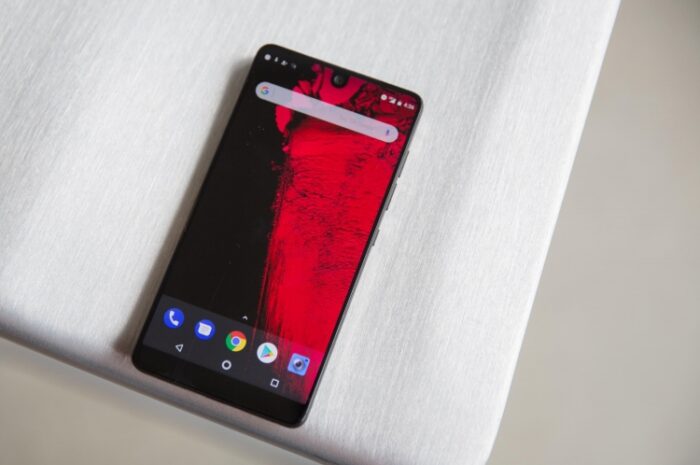 Отсутствие 3,5-мм разъёма в Essential Phone компенсирует подключаемый аудиомодуль"