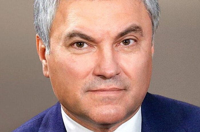 Правительство выдвинуло Володина на пост спикера Госдумы — Медведев предложил поддержать его кандидатуру