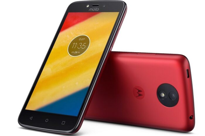 Представлены смартфоны Moto C и Moto C Plus стоимостью от 90 до 120 евро, работающие под управлением Android 7.0