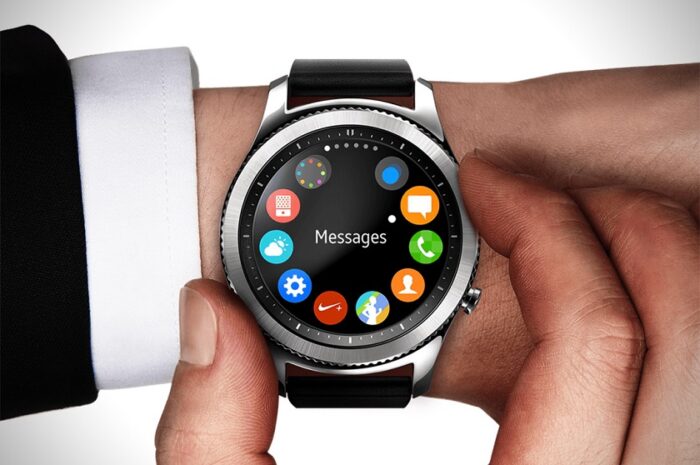 Продажи умных часов Samsung Gear S3 начнутся по плану