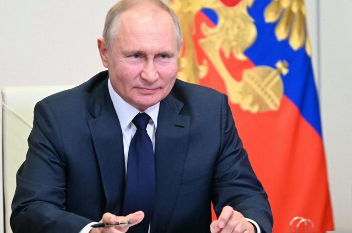 Путин рассказал шутку про Советский Союз