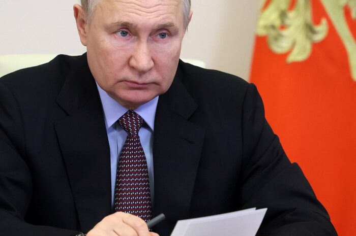 Путин заявил об экономической войне Запада против России