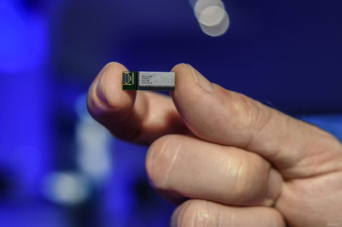 Qualcomm представила первый модем для 5G-смартфонов