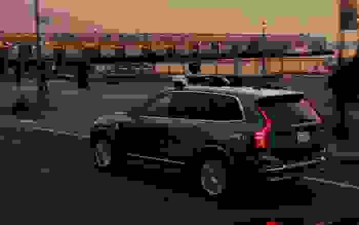 Робомобиль Uber видел жертву смертельного ДТП за шесть секунд до наезда"