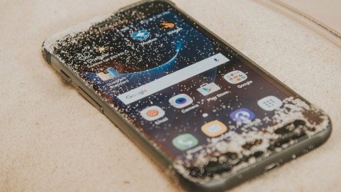 Samsung нашла причину того, что некоторые смартфоны Galaxy S7 Active не выдерживают испытания водой, и уже устранила её
