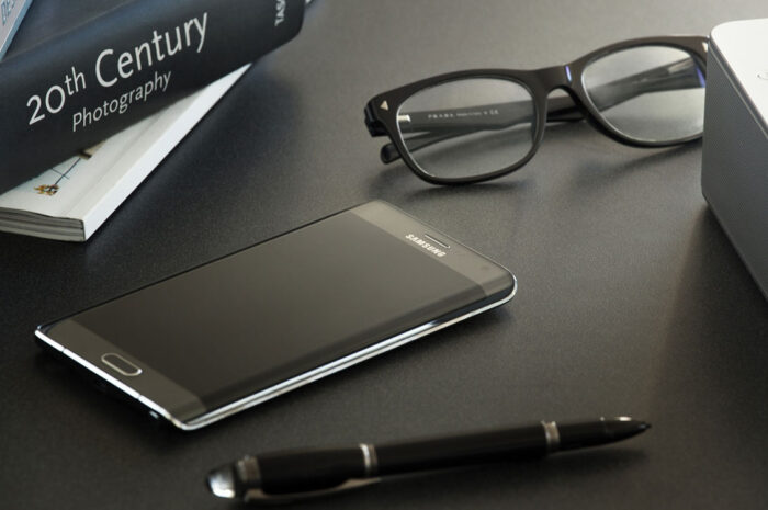 Samsung продала 630 000 Galaxy Note Edge
