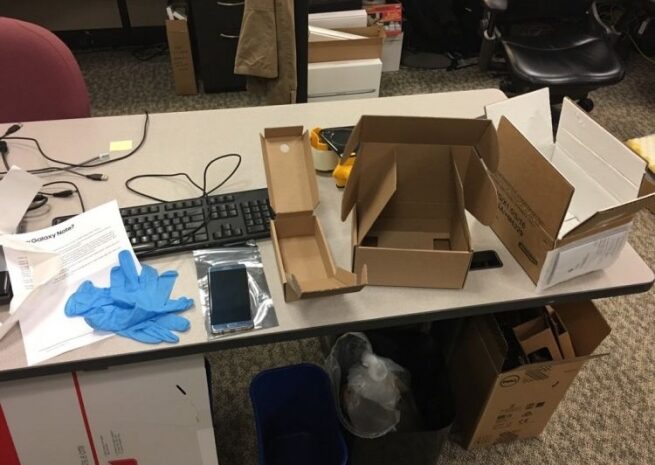 Samsung выдает огнеупорные коробки и перчатки для возврата Galaxy Note 7