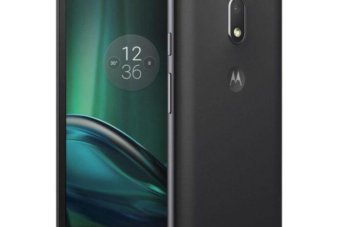 Смартфон Moto G4 Play поступил в продажу