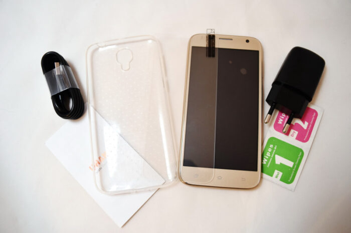 Смартфон Uhans A101s получил удвоенный объем ОЗУ и флэш-памяти