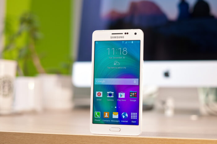 Смартфоны Samsung Galaxy A5 (2016) начали получать обновление Android 7.0 Nougat