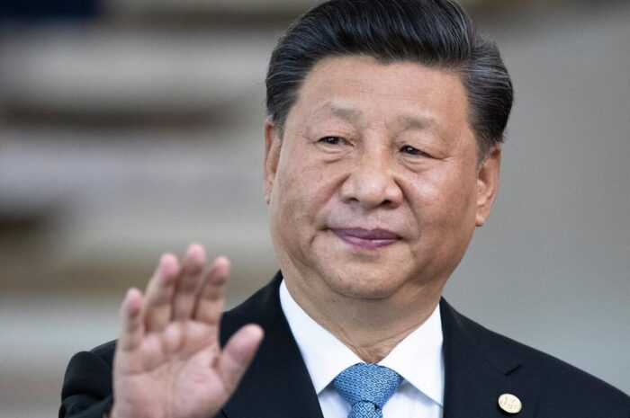 СМИ: Си Цзиньпин «за кулисами» выстраивает тесные отношения с Россией