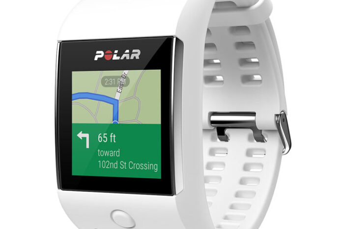 Спортивные умные часы Polar M600 работают под управлением операционной системы Android Wear