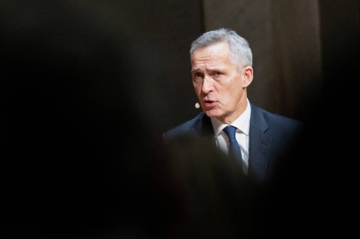 Столтенберг: РФ намерена вести затяжной конфликт на Украине