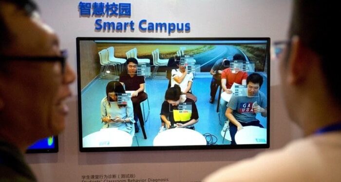 Технология распознавания лиц проверяет китайских школьников каждые 30 секунд
