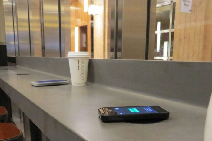 Технология Wi-Charge превратит комнату в беспроводное зарядное устройство