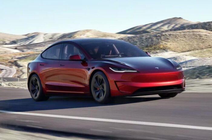 Tesla Model 3 Performance: разгон до «сотни» за 3,5 секунды"
