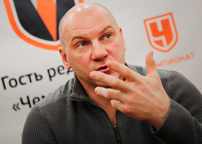 «Тяжело выигрывать, когда у нас забивают два человека» — Андрей Николишин