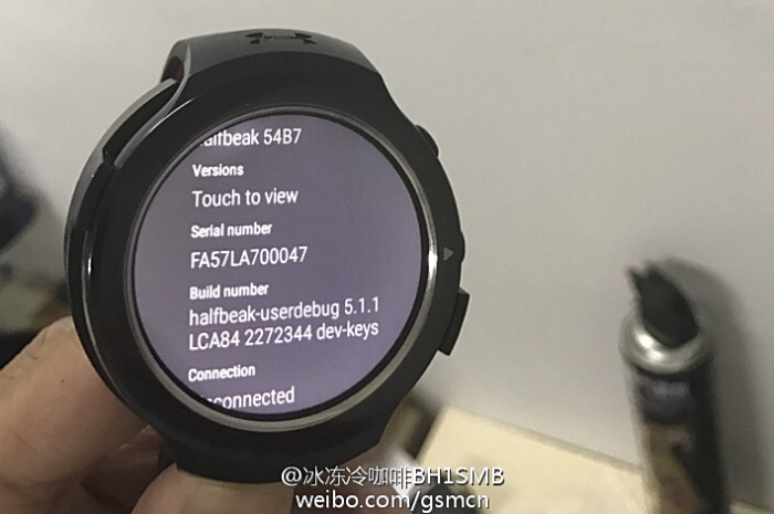 Умные часы HTC Halfbeak засветились на фото