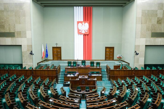 В Госдуме ответили на решение Польши признать РФ государством-террористом