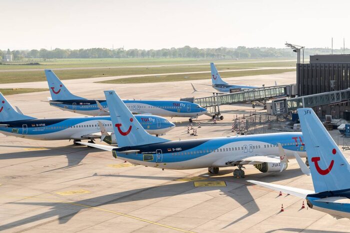 В колесном отсеке прилетевшего в Лондон самолета нашли труп мужчины