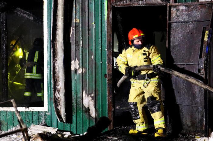 В МЧС назвали возможную причину пожара в приюте в Кемерово