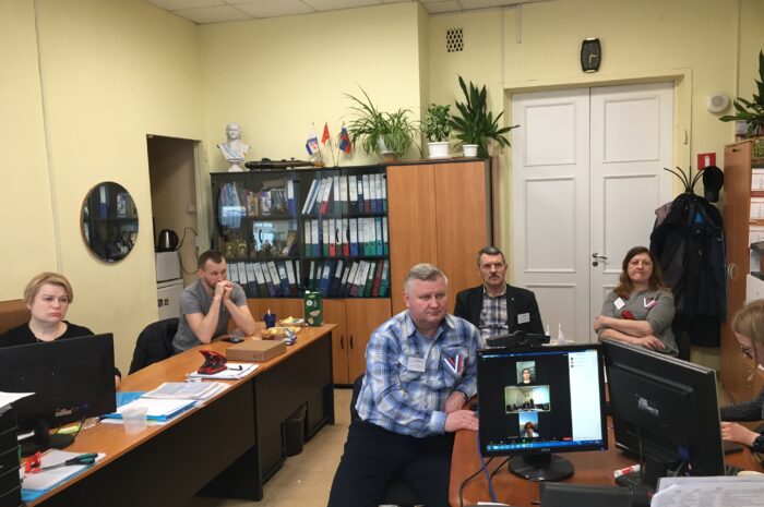 В Петербурге в округе №217 в УИКах массово переписывались протоколы – «Партия роста» — «Курировали люди из администрации»